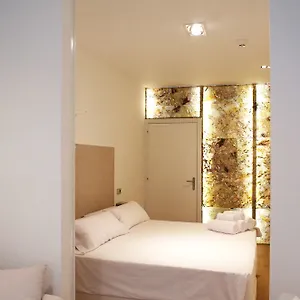 Maison d'hôtes Cosmopolitan Boutique Rambla
